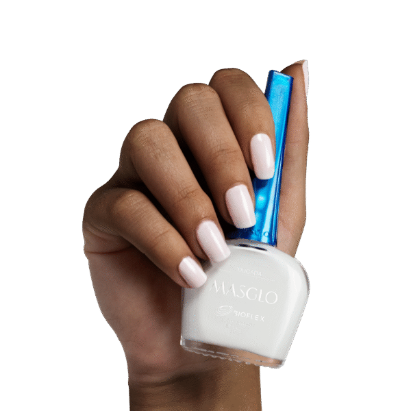 Educada - Esmalte Tradicional Cremoso Masglo 13,5 Ml -
Gama Blanco - Image 3