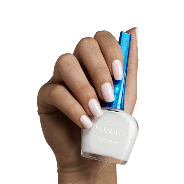 Educada - Esmalte Tradicional Cremoso Masglo 13,5 Ml -
Gama Blanco - Image 4