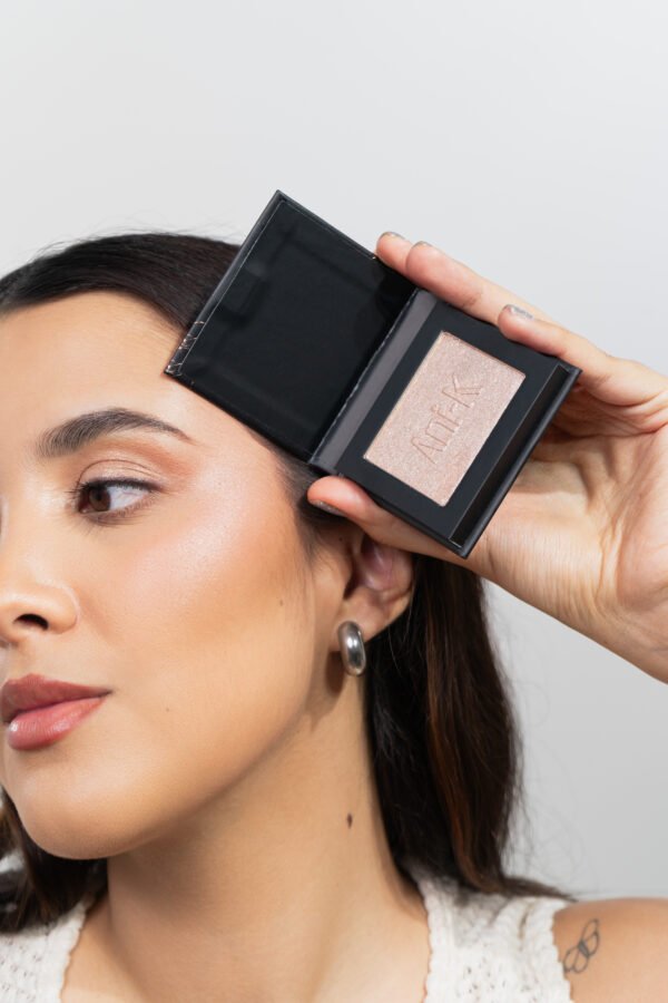 Iluminador Radiante Bonita X5 Gr Ani-K Makeup - Image 9
